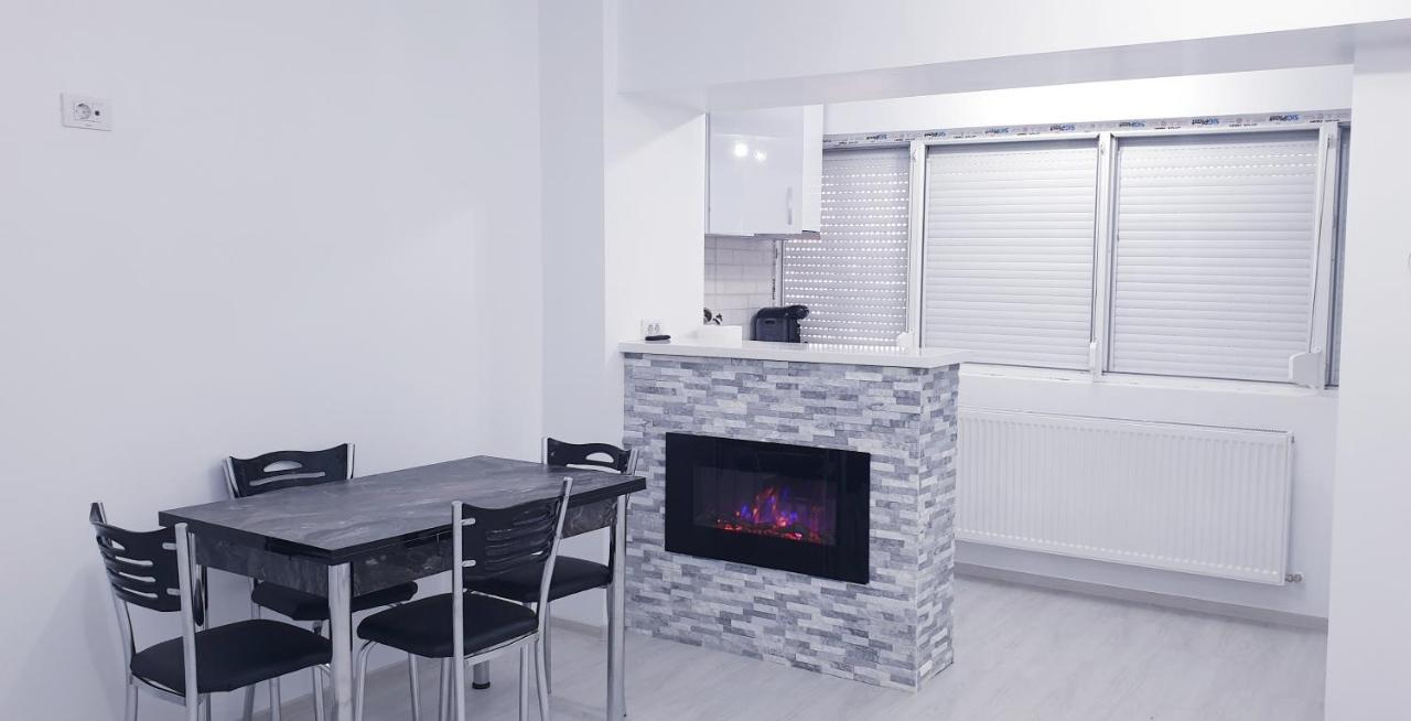 White Apartament, Braila Exterior photo